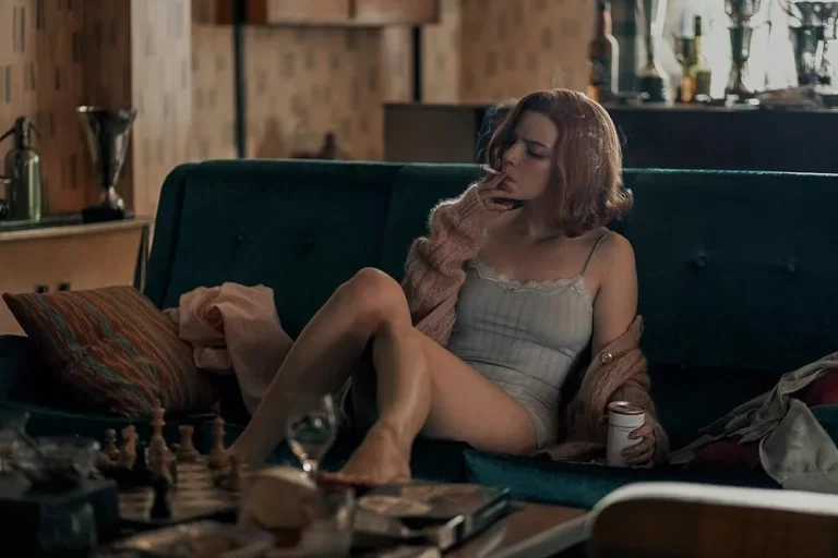 How Did Elizabeth Harmon Overcome Her Demons in The Queen’s Gambit?