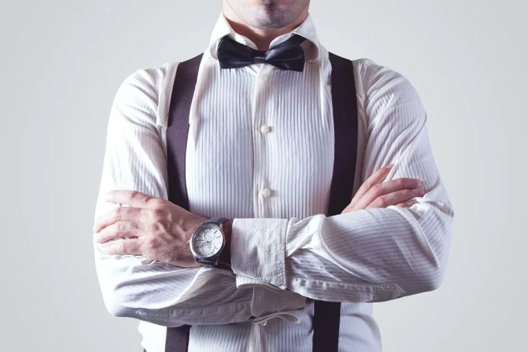 What’s the Difference Between Timeless Fashion and Just Basic Clothing?